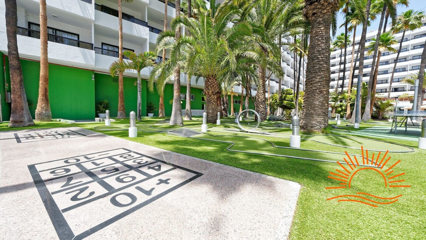 Eugenia Victoria Hotel Grounds